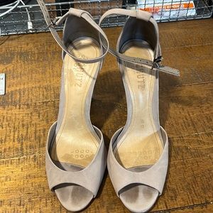 Schultz heels size 8